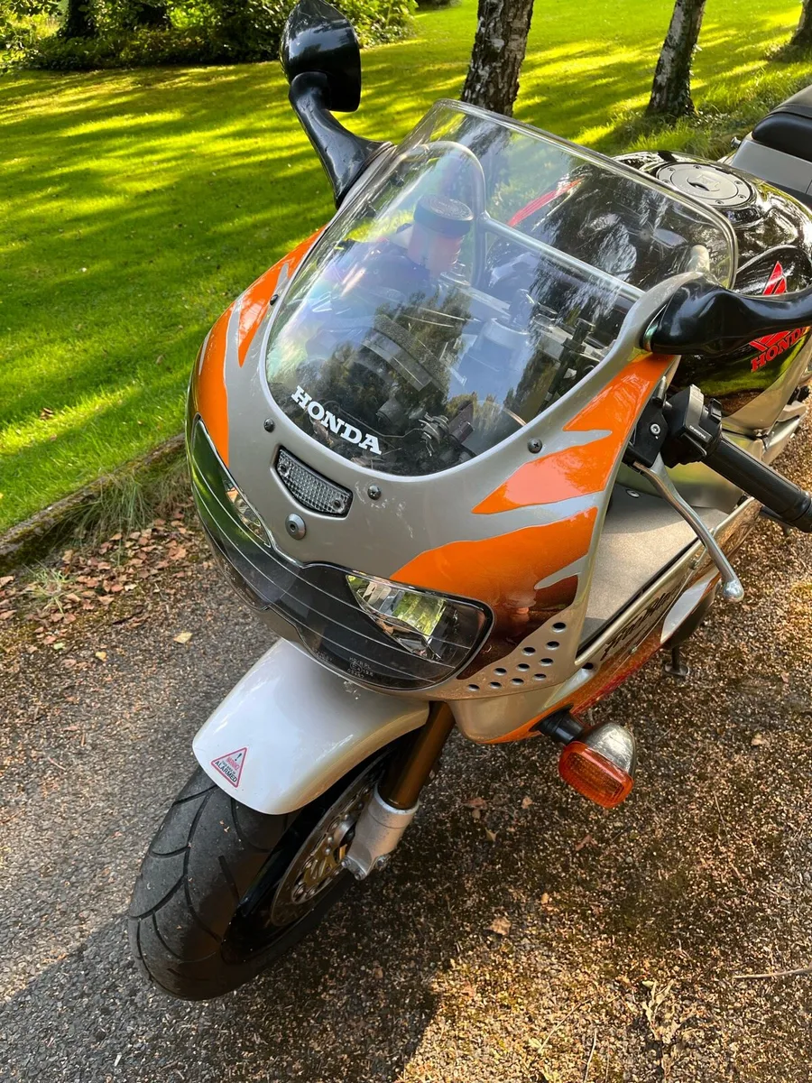 Motorcycle - Image 3