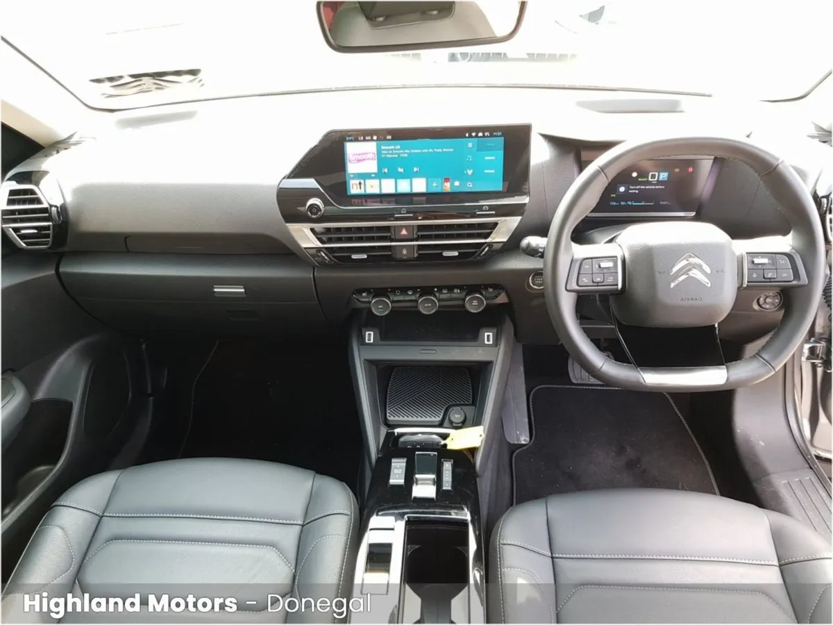 Citroen E-C4 X  Flair Pack 50kwh 136 Very Low KMS - Image 2