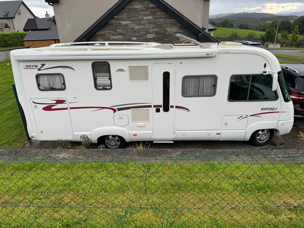 07 Mercedes Rapido 887M RV - Image 2