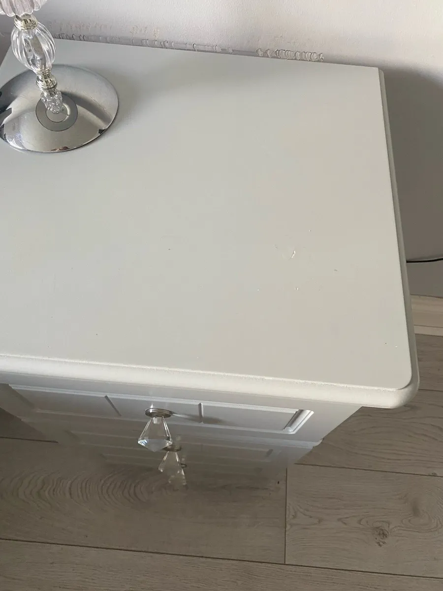Bedside table - Image 2