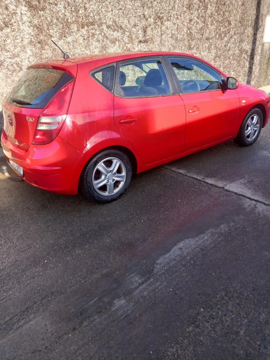 Car - Image 4
