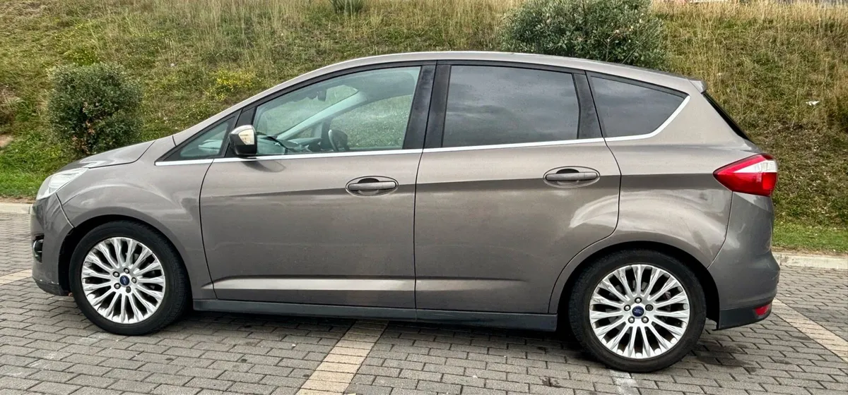 ** Ford C-Max Titanium, Fresh NCT, Taxed, VGC ** - Image 3