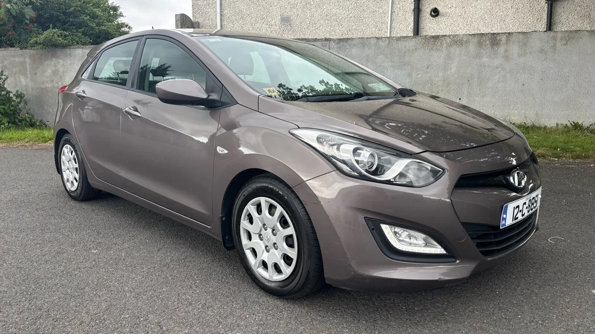 2012 Hyundai i30 1.4D Classic**NCT 10/25** - Image 1
