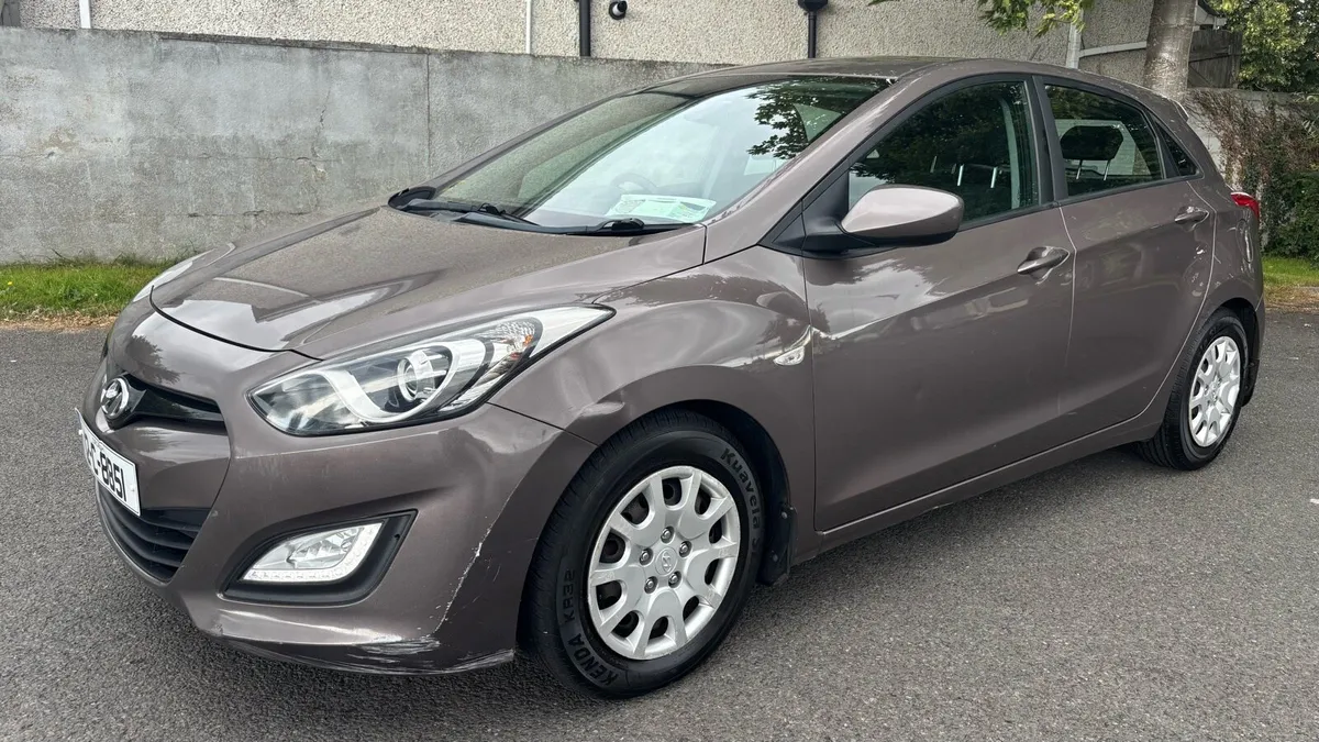 2012 Hyundai i30 1.4D Classic**NCT 10/25** - Image 4
