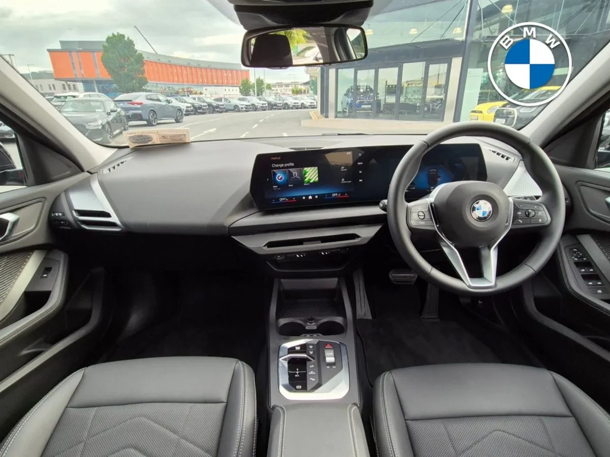 BMW 1 Series 120 Sport - Image 4