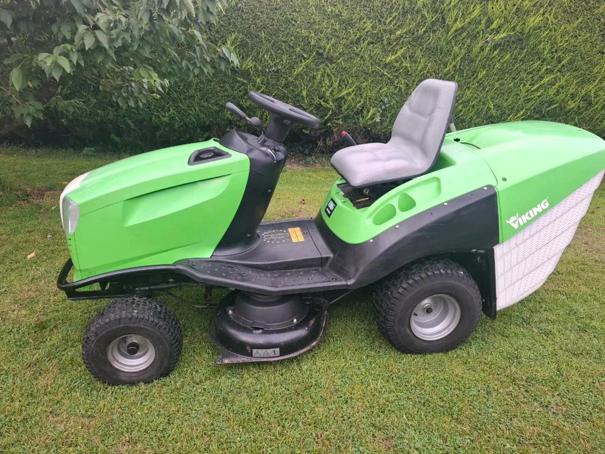 Viking lawnmower - Image 1