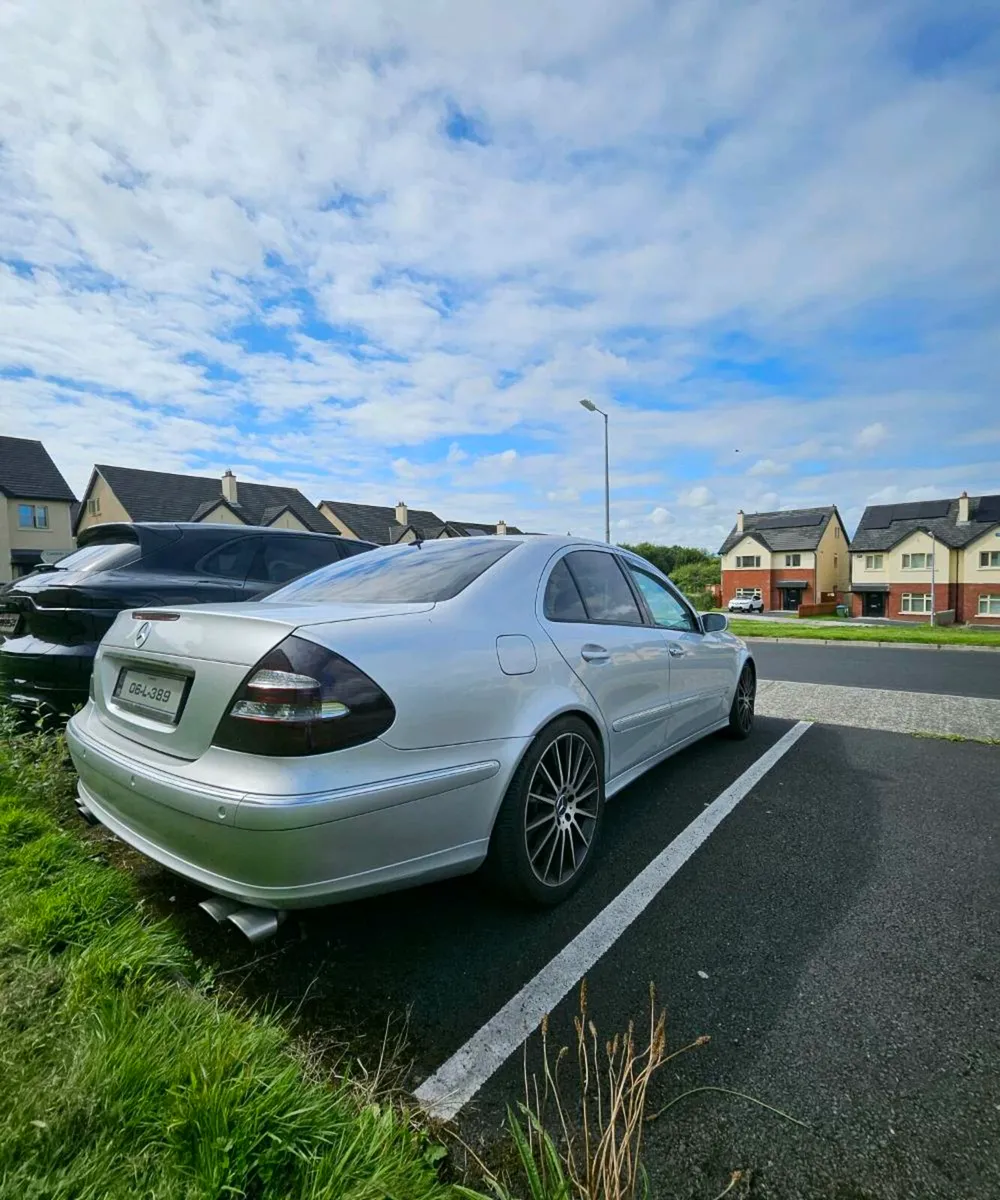 Mercedes E280 V6 3L Petrol 143k km - Image 2