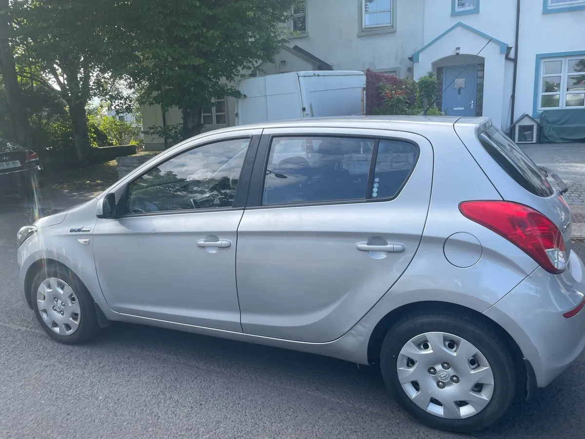 2013 Hyundai i20 1.4 Diesel NCT&TAX 169,000Kms - Image 4