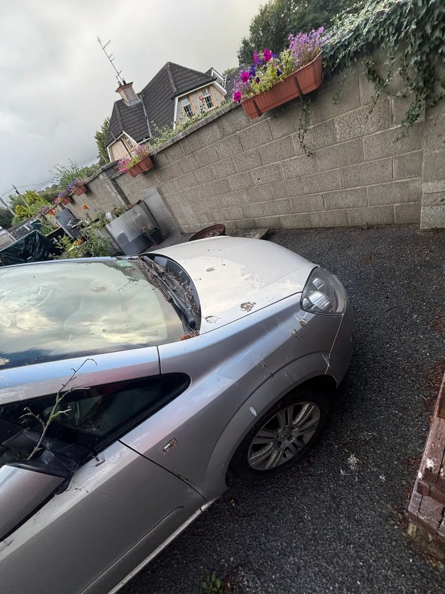 Opel zafira for parts - Image 4