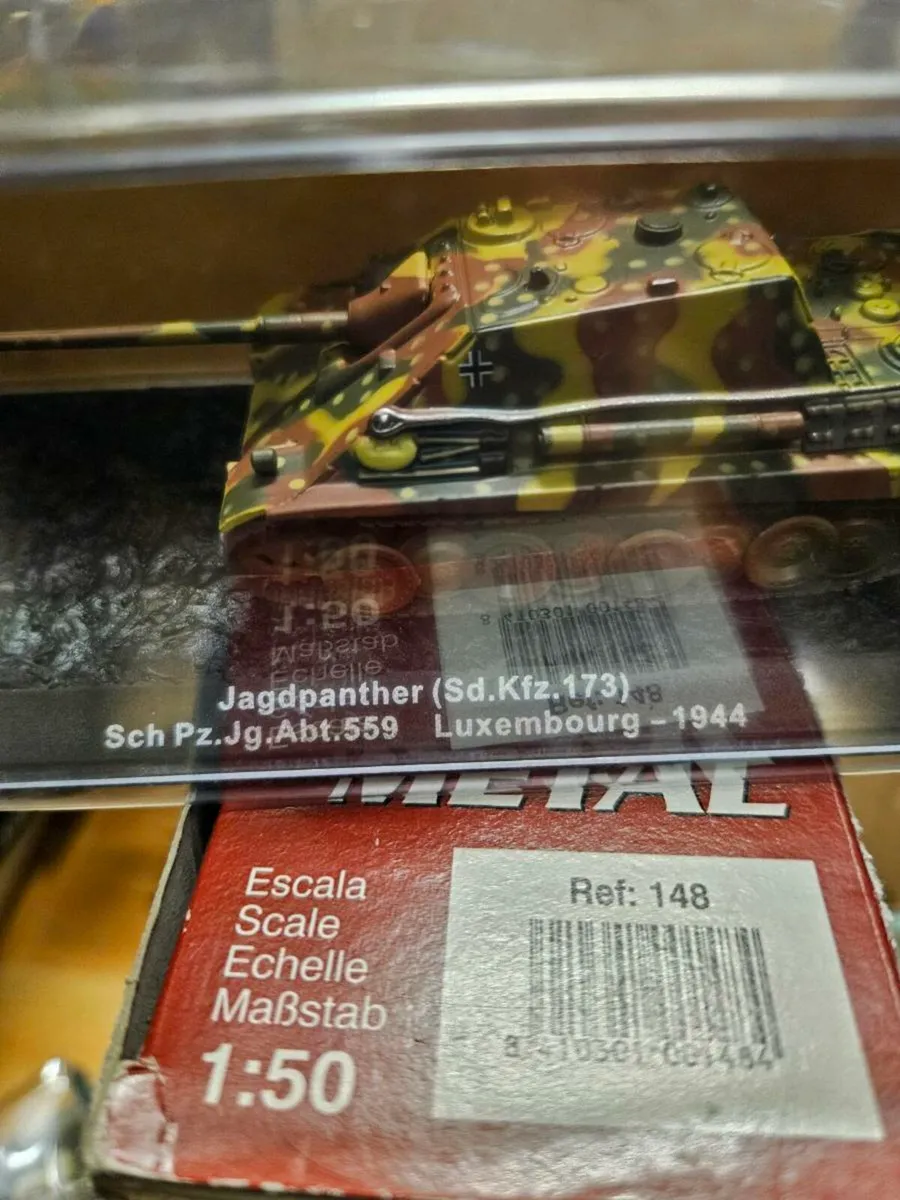 Corgi Atlas German WW2 Jadgpanther - Image 2