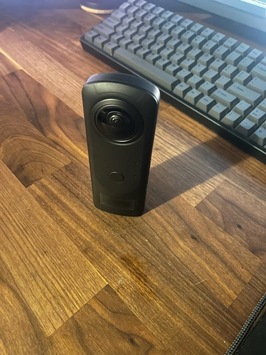Ricoh Theta Z1 - Image 2
