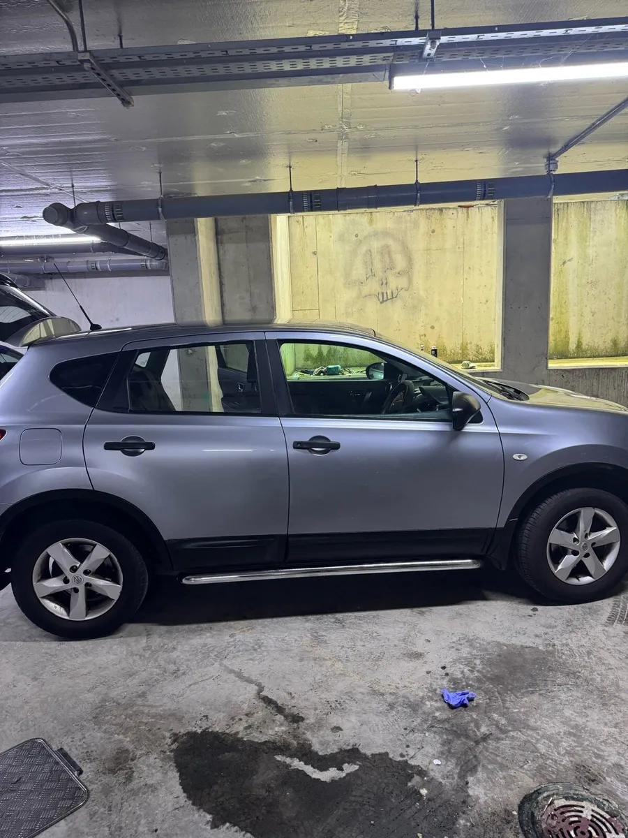 Nissan Qashqai 131 - Image 1