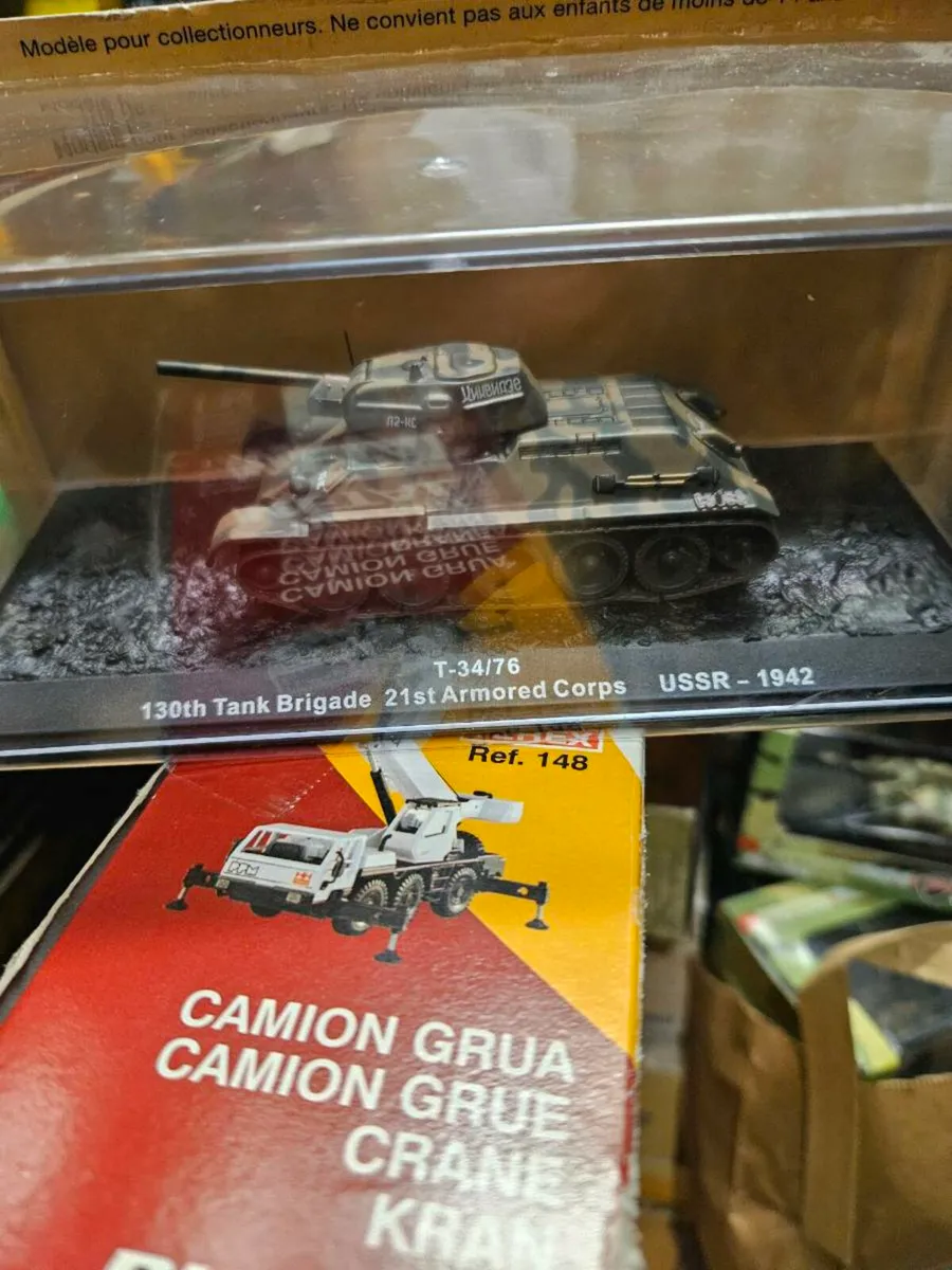 Corgi Atlas Russian WW2 T34 Tank - Image 1
