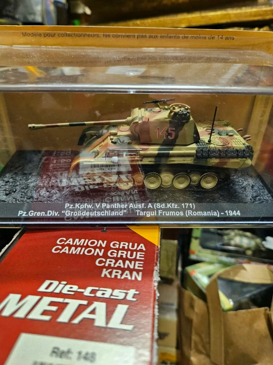 Corgi Atlas German WW2 Panther Tank - Image 2