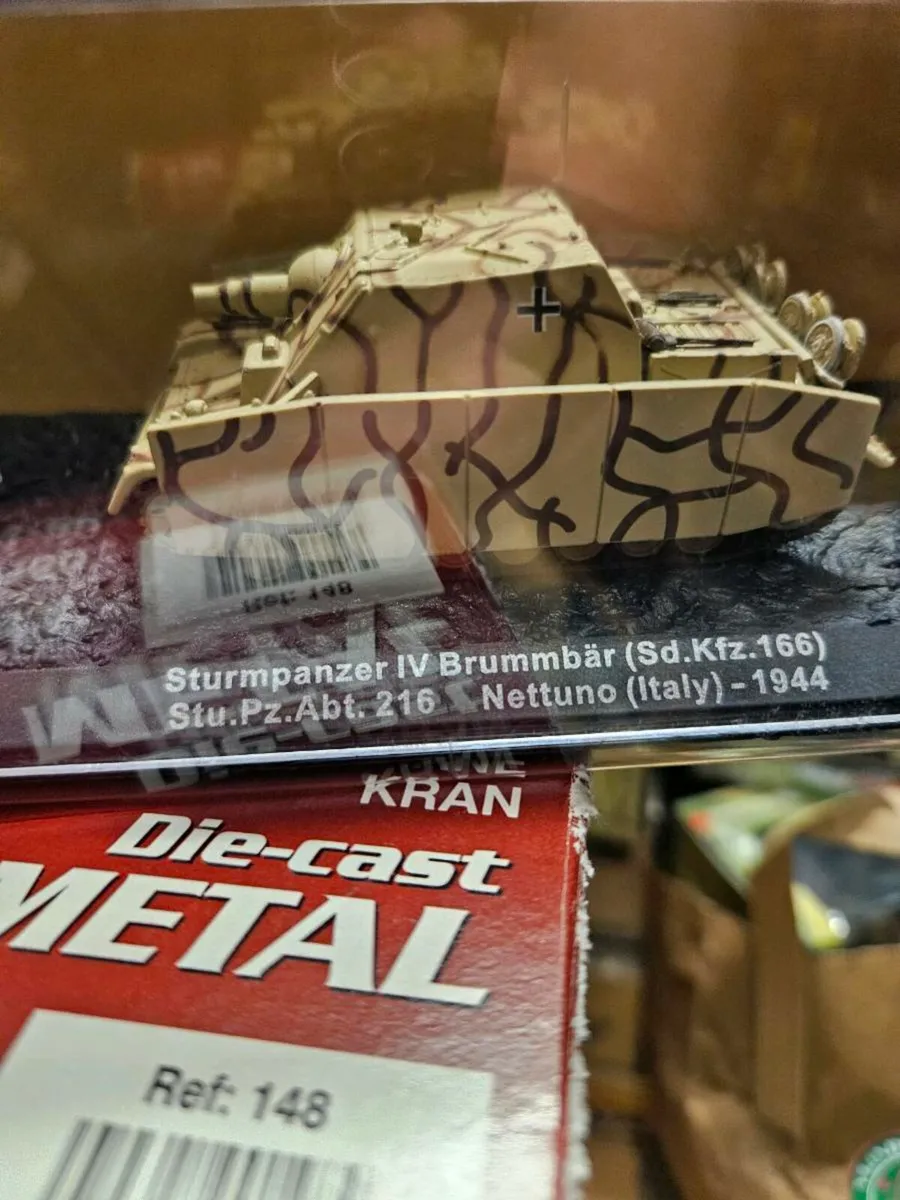 Corgi Atlas German WW2 Brumbar - Image 2