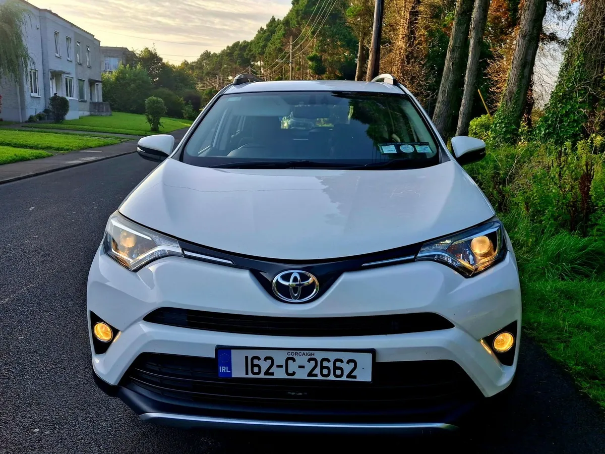 Toyota RAV4 . - Image 3