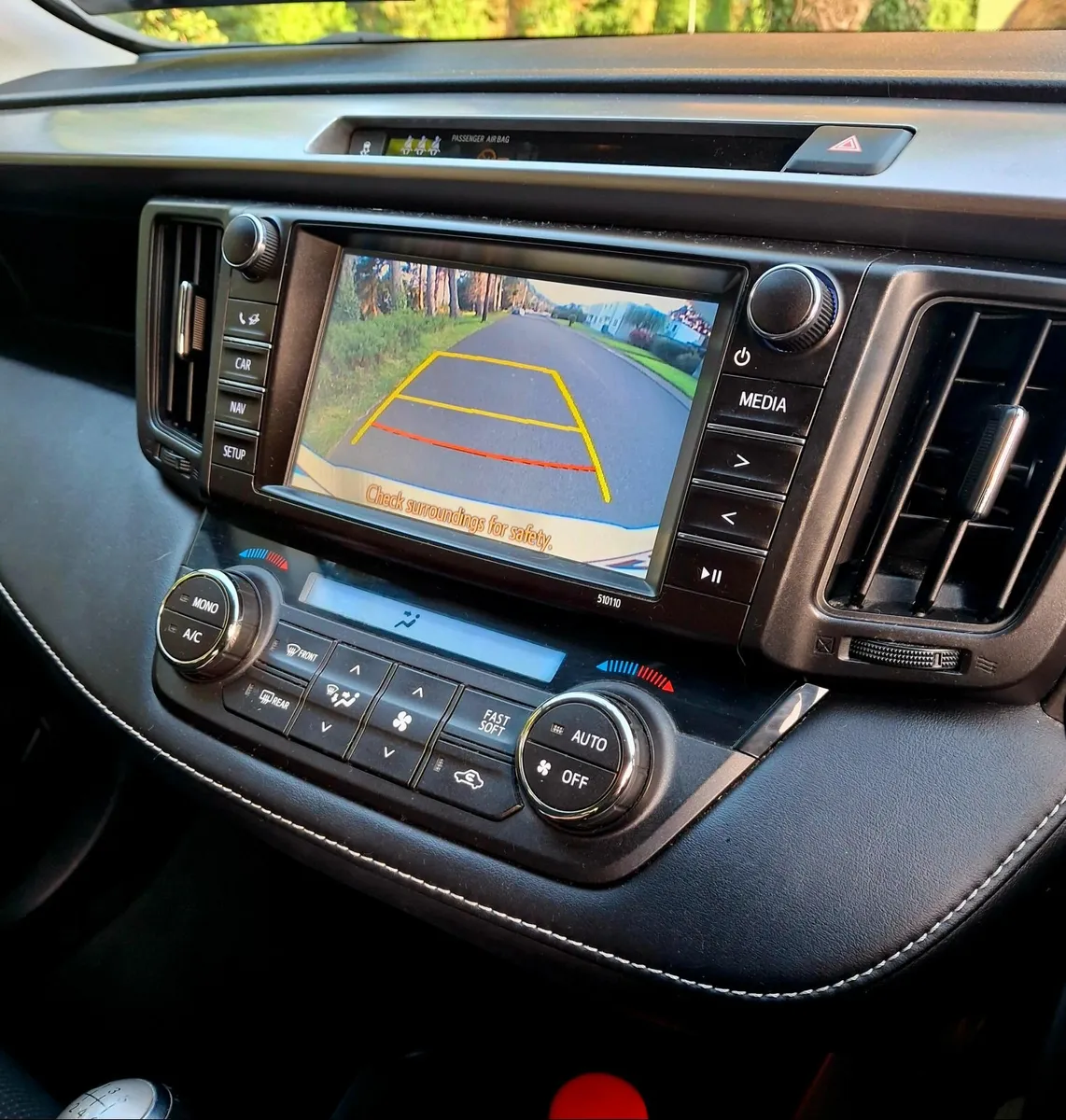 TOYOTA  RAV4  SUV 2.0 D4D - Image 3