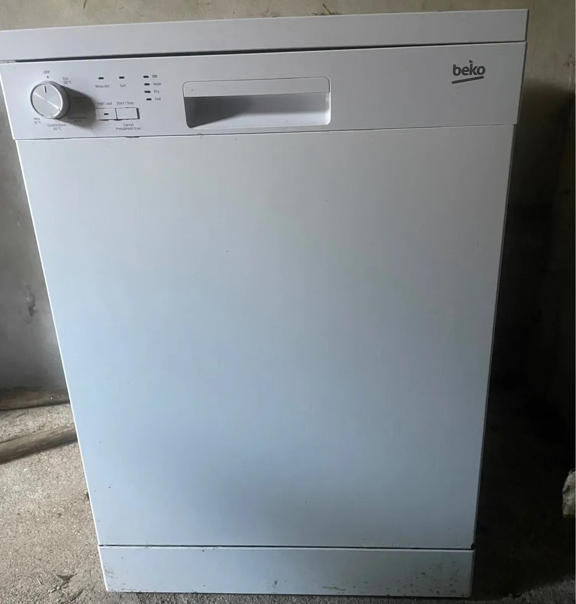 Barely used Beko dishwasher - Image 1