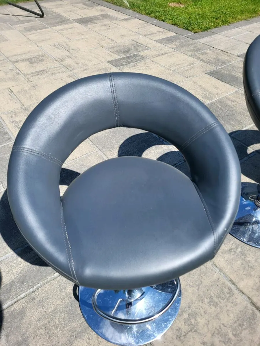 Kitchen stools - Image 2