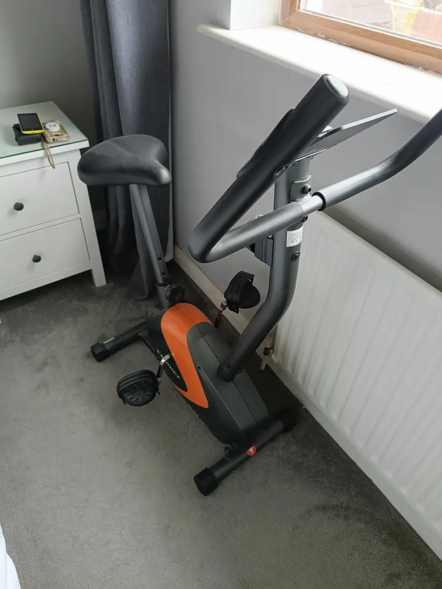 Exercise bike - Image 2