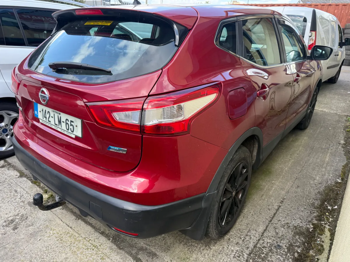 2014 Nissan Qashqai 1.5 Diesel - Image 2
