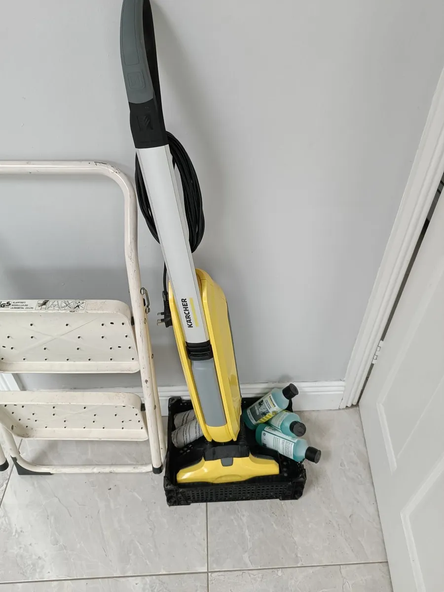 Karcher floor steamer