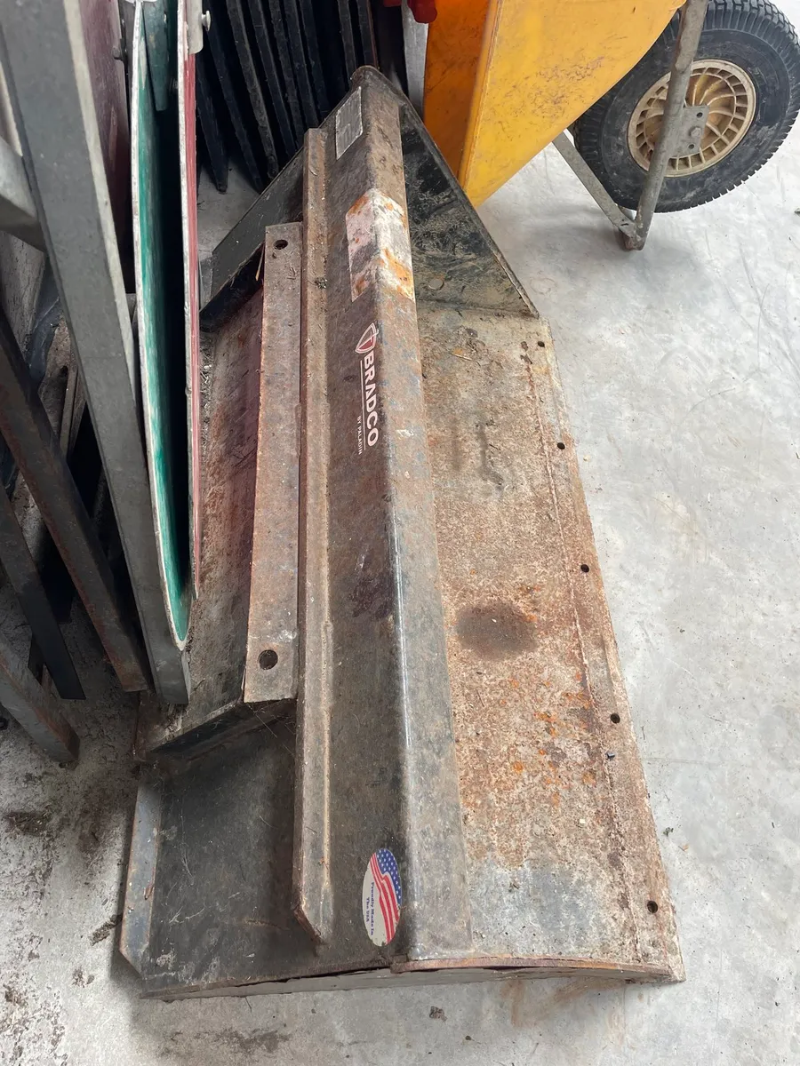 Skid steer - Image 4
