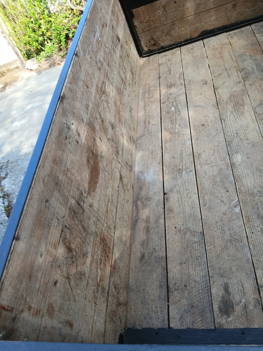 6ft long Finished Trailer - Image 2
