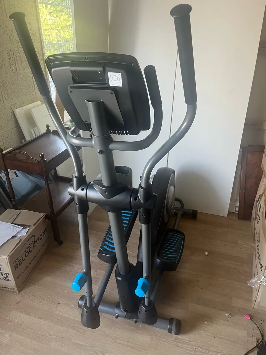 Elliptical cross trainer - Image 4