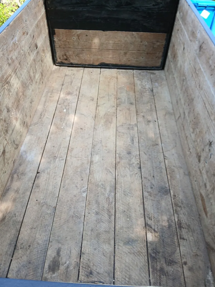 6ft long Finished Trailer - Image 4