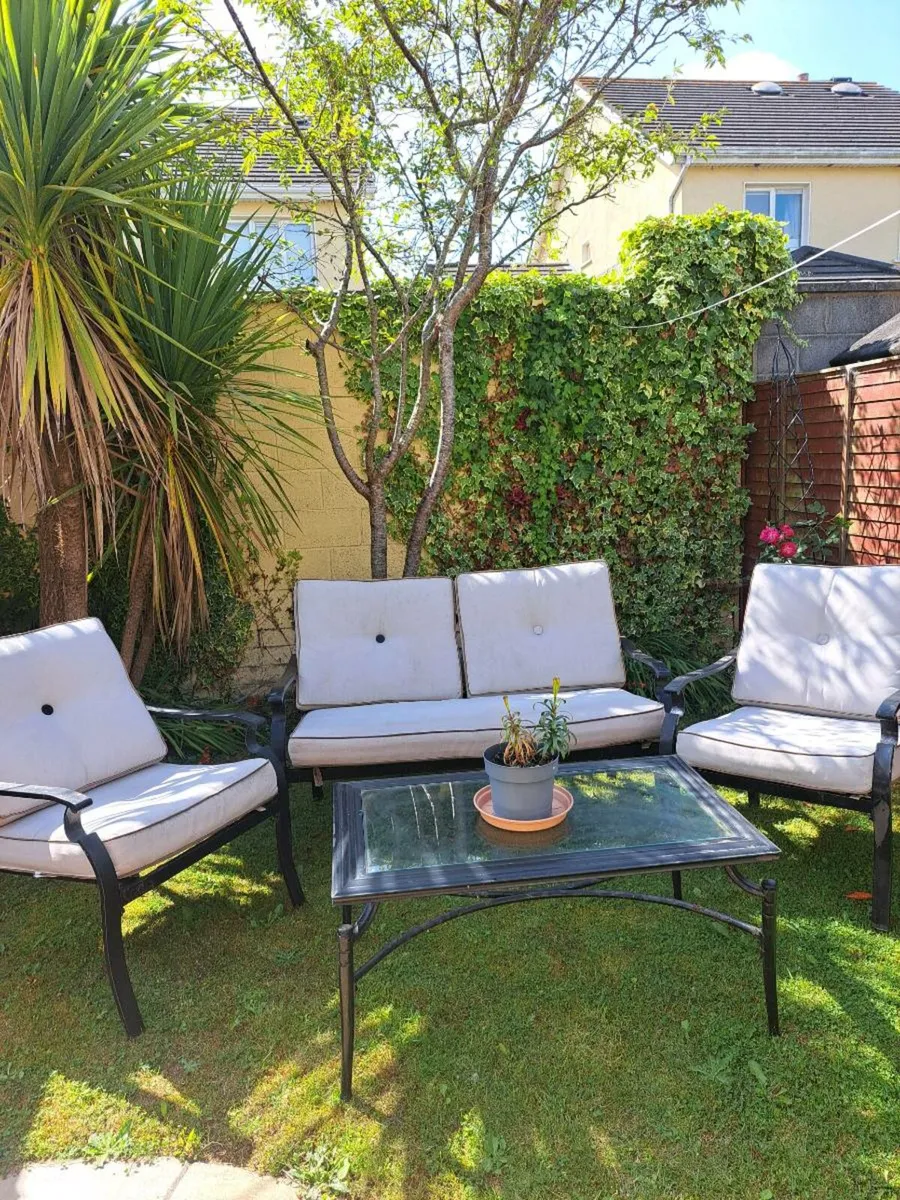 3 Piece Garden Furniture and Table - Image 1
