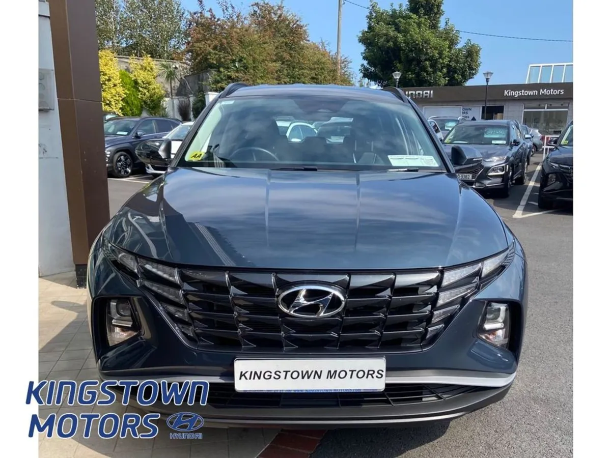 Hyundai Tucson Executive HEV Auto - Image 2
