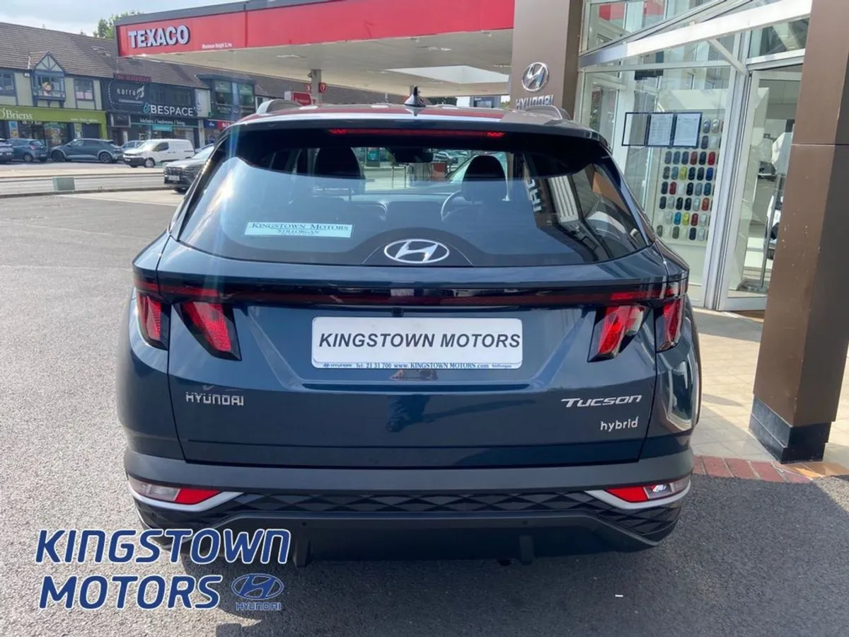 Hyundai Tucson Executive HEV Auto - Image 4