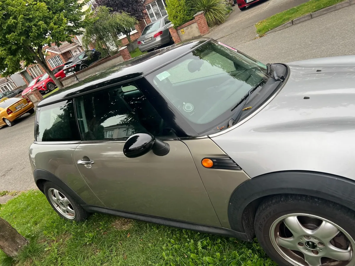 Mini Cooper 2008 - Image 1