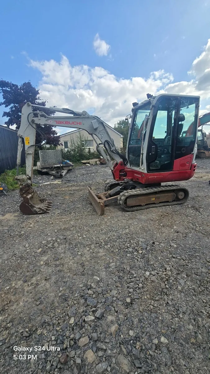 Takeuchi TB230 - Image 1