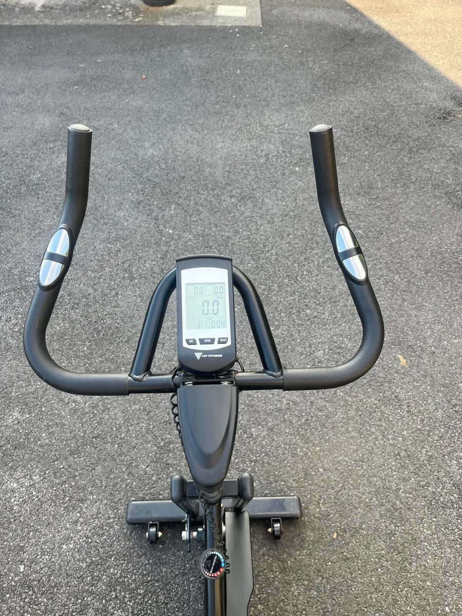 Excellent Spin Bike - Image 2