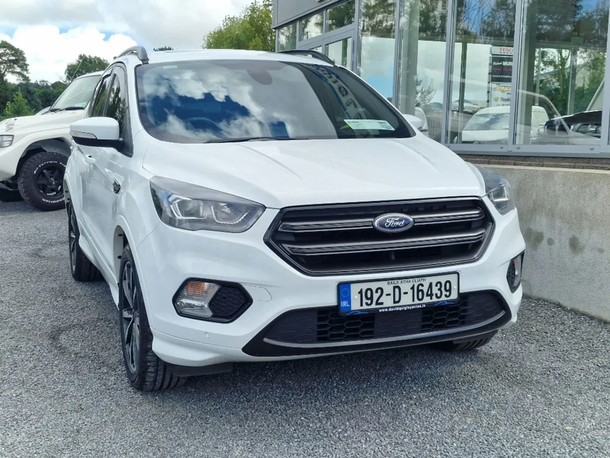 Ford Kuga ST Line 1.5 120PS M6 FWD 4DR - Image 2