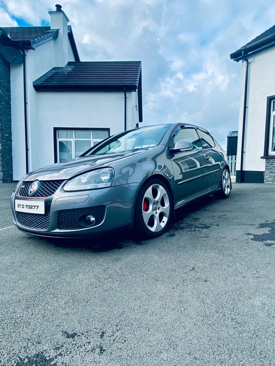 VW Mk5 GTI Manual - Image 1