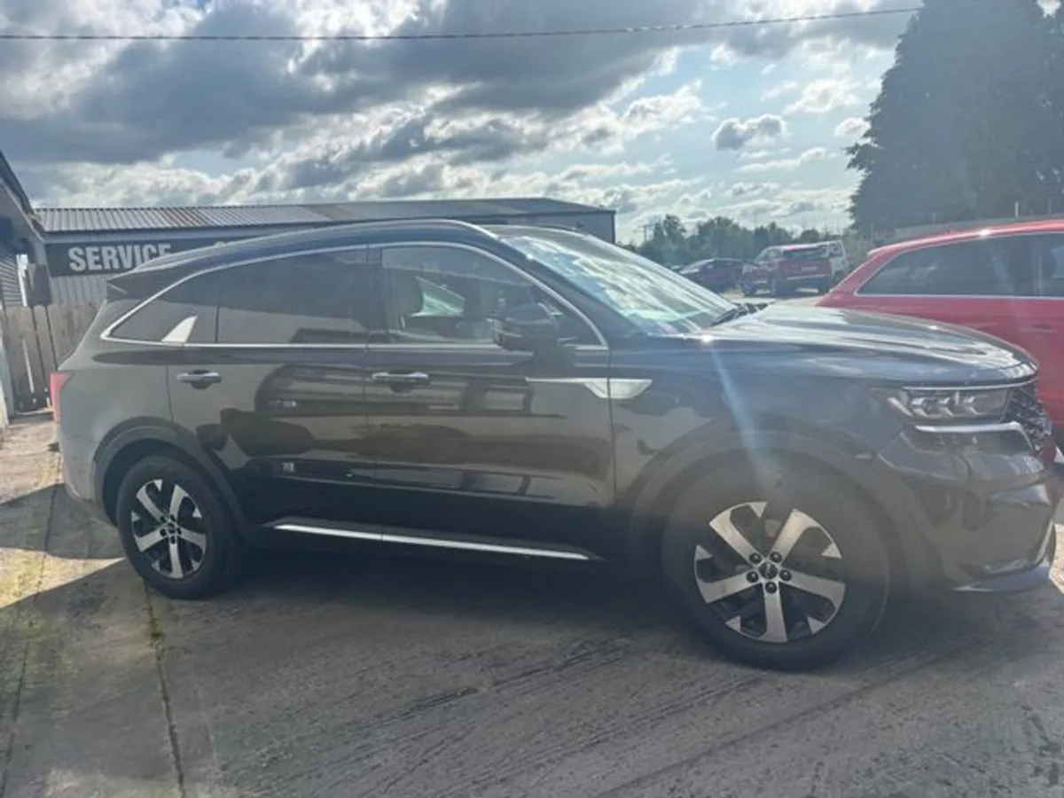 Kia Sorento K4 Diesel 5DR Auto - Image 4