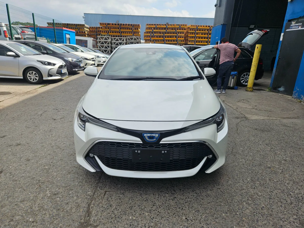 2019 Toyota Crolla Sports Hybrid Automatic - Image 2