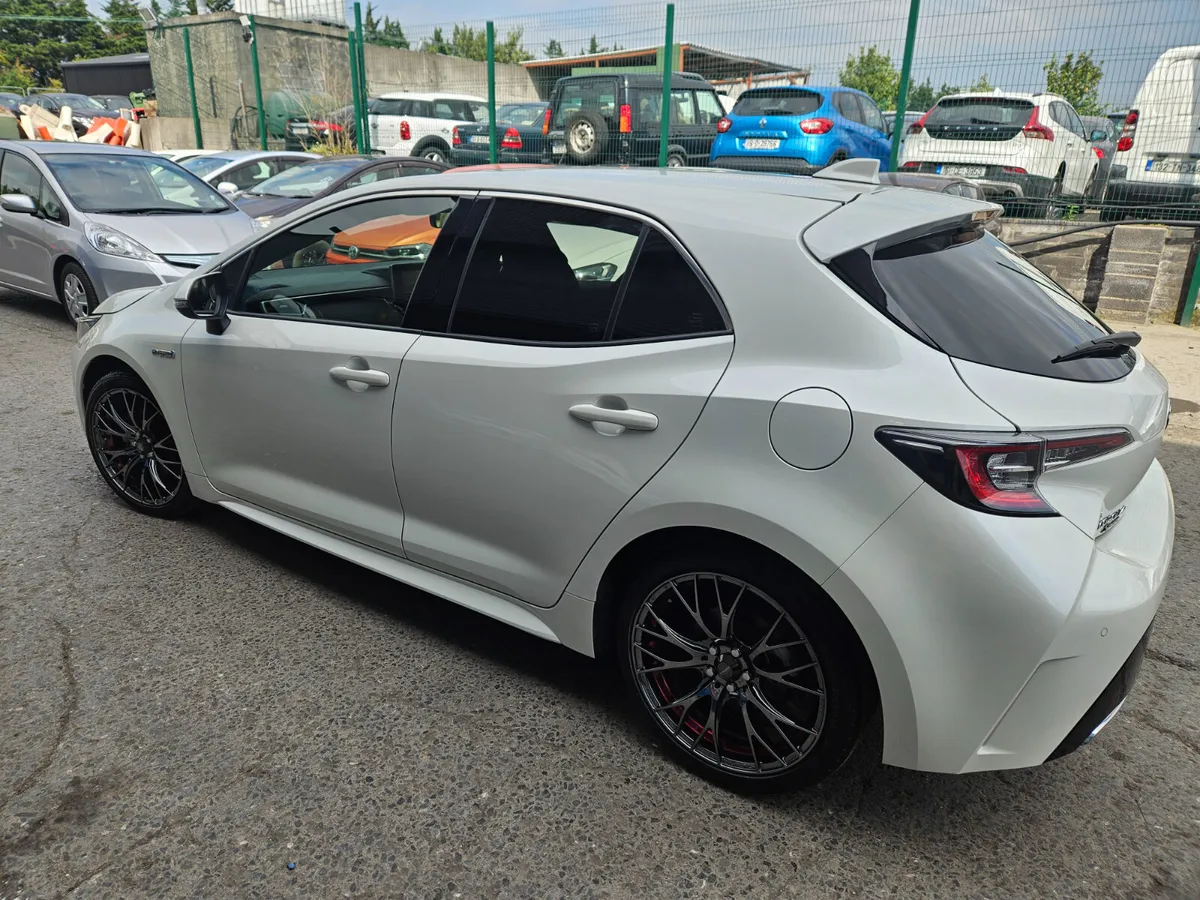 2019 Toyota Crolla Sports Hybrid Automatic - Image 4