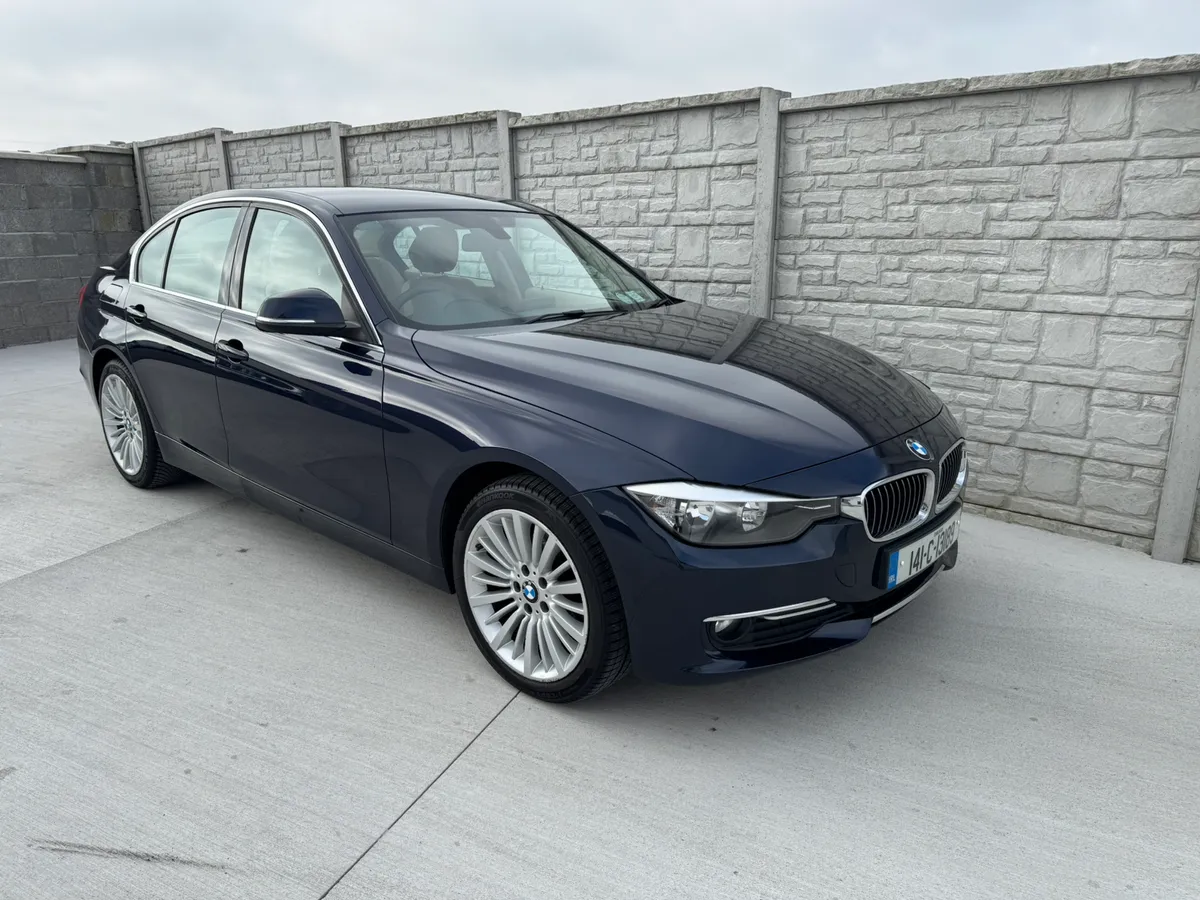 141 BMW 3-Series 320d Luxury New Tm Chain - Image 4