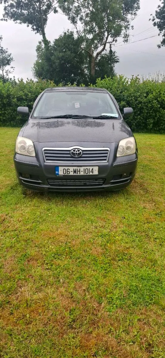 Toyota avensis 1.6 petrol - Image 4
