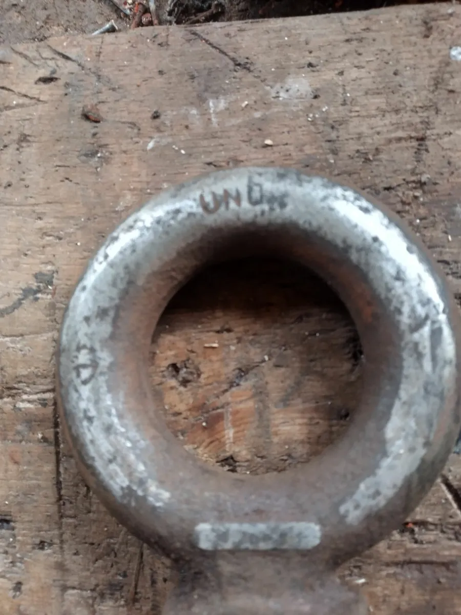 Vintage heavy duty lifting eye bolt - Image 2