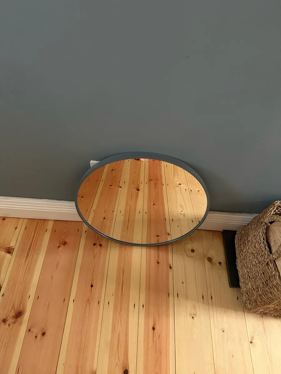 Mirror - Image 3