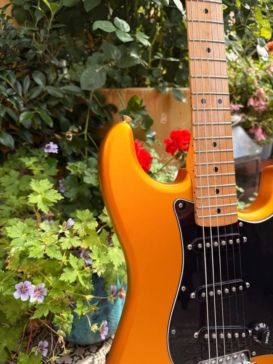 Fender FSR Standard Satin Stratocaster - Blaze Gold - Image 3