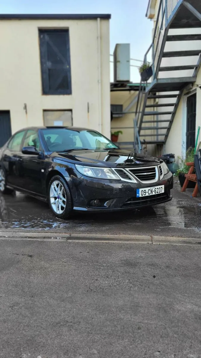 Saab 9-3 - Image 1