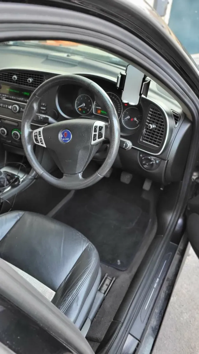 Saab 9-3 - Image 3