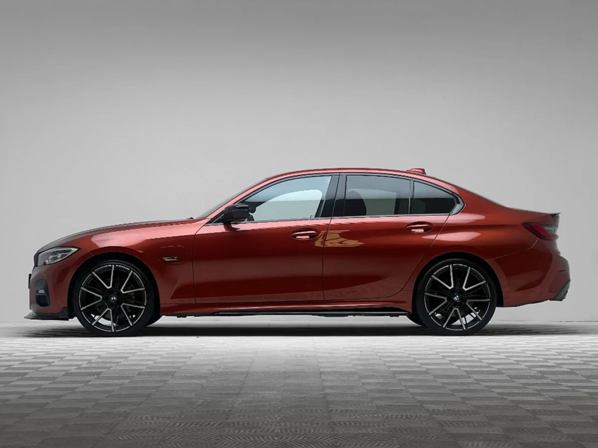 BMW 3 Series 330E M Sport - Image 4