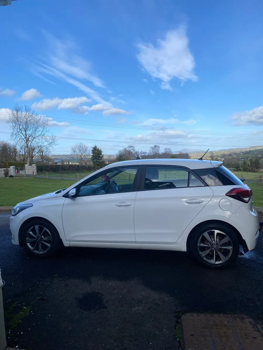 Hyundai i20 2015 - Image 3